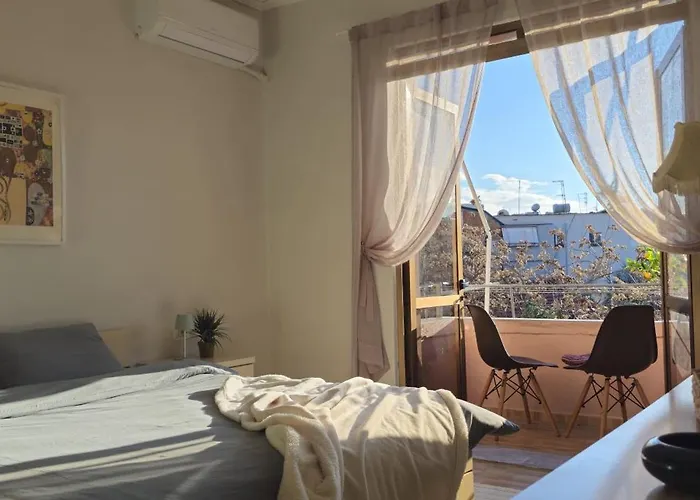 Papu's Home, Center 2br Tirana