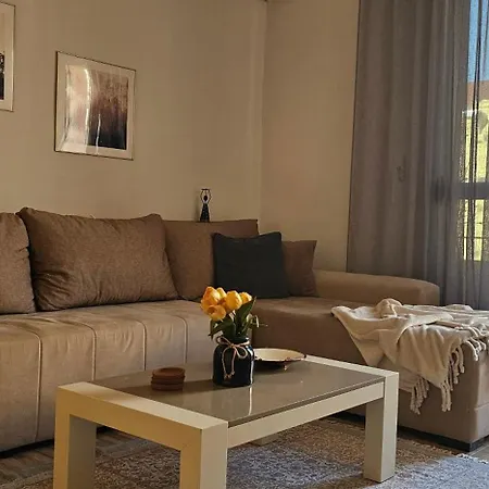 Papu's Heart Of Center 2br 2 Balconies Tirana