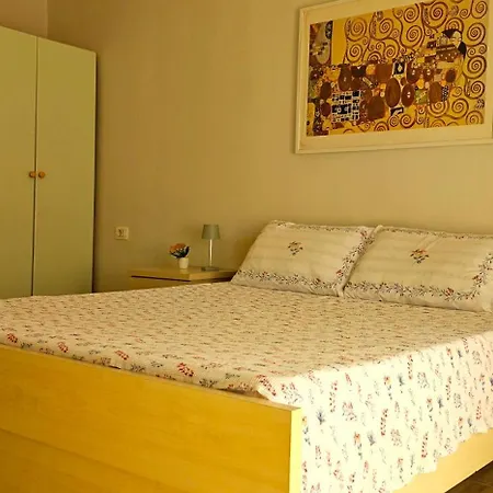 Papu's Heart Of Center 2br 2 Balconies *