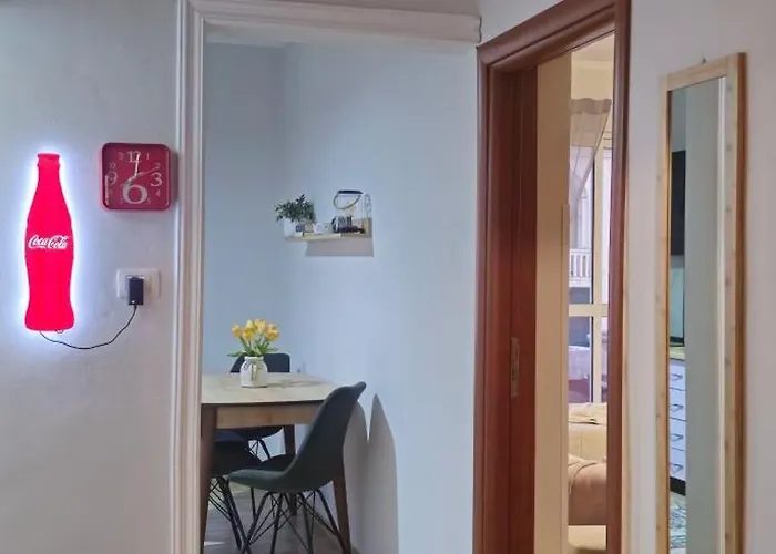 Papu's Home, Center 2br * ティラナ